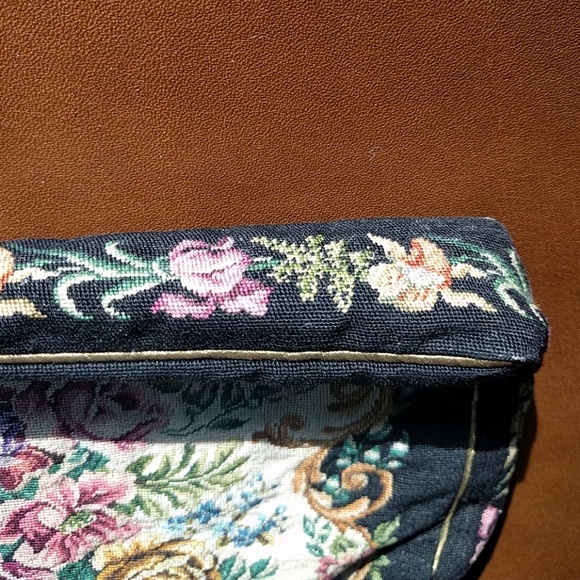 True VTG Austrian petit point evening bag - Picture 7 of 8